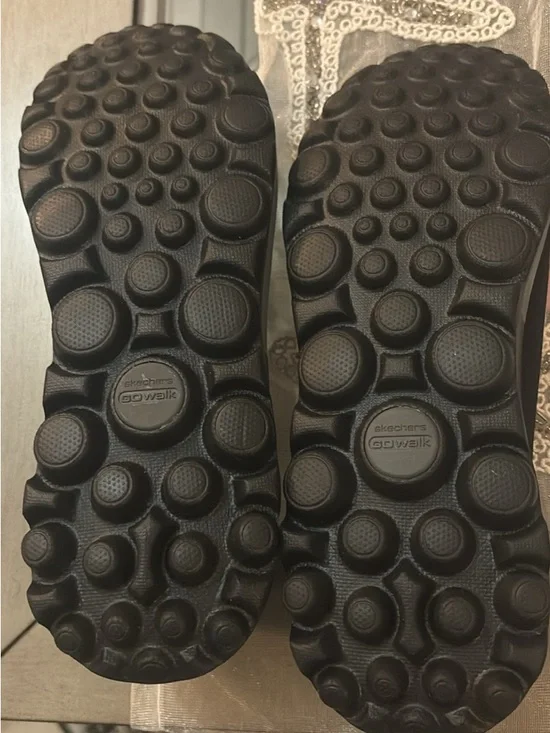 Skechers Black GOwalk Slip-On Men's Walking Shoes - Picture 4 of 4